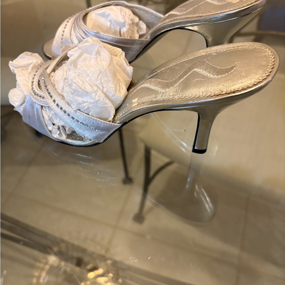 Chic Silver Metallic Women's Heels